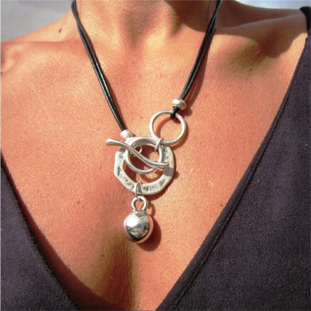 Boho silver geo necklace S567